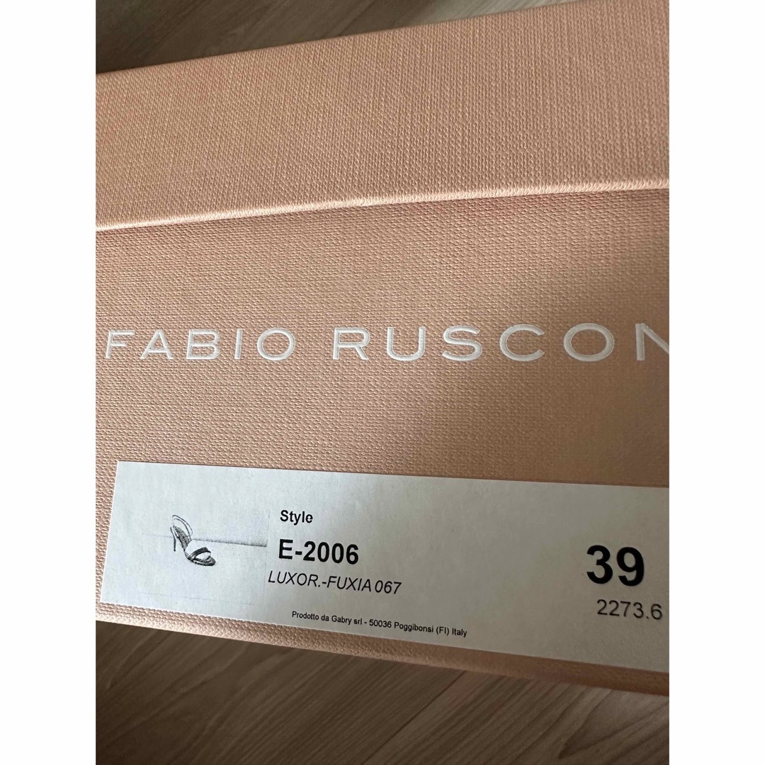 FABIO RUSCONI(ファビオルスコーニ)のFABIO RUSCONI ファビオルスコーニ ストラップ サンダル 39 レディースの靴/シューズ(サンダル)の商品写真