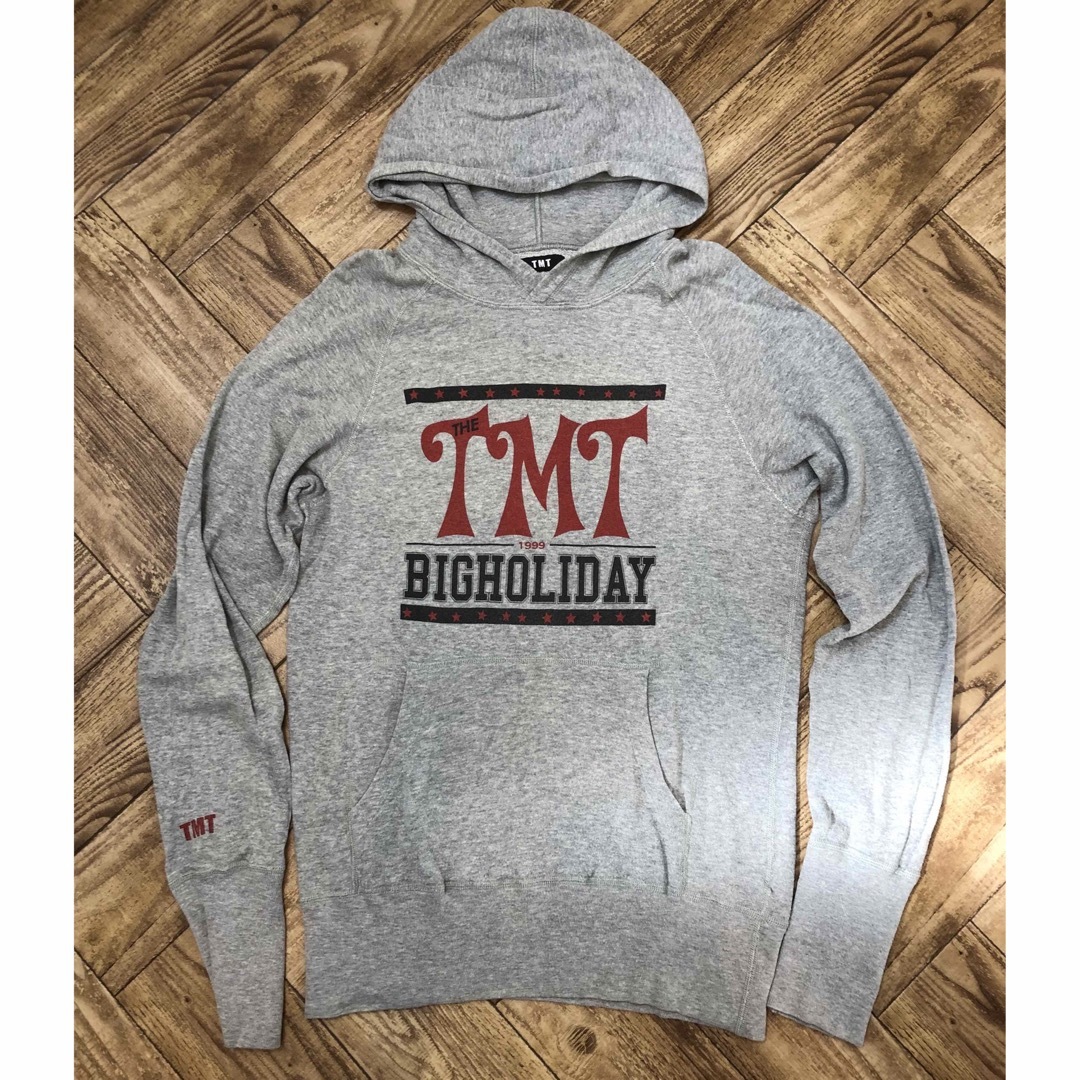 TMT BIG HOLIDAYパーカー　S size