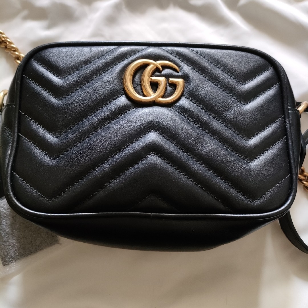Gucci - GUCCI グッチ GGマーモント キルティングミニバッグの通販 by
