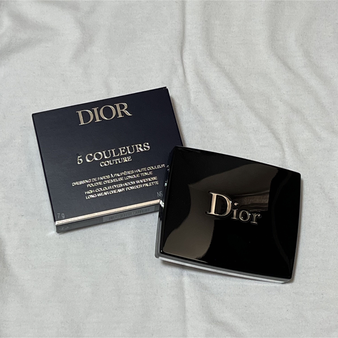 Dior(ディオール)のDior アイシャドウ サンククルールクチュール 889 コスメ/美容のベースメイク/化粧品(アイシャドウ)の商品写真