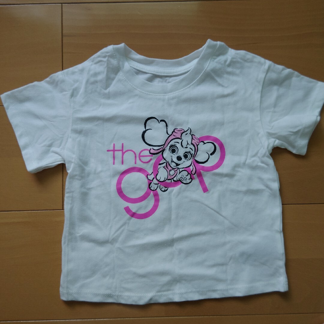 GAP(ギャップ)の子供服　女の子　100 キッズ/ベビー/マタニティのキッズ服女の子用(90cm~)(Tシャツ/カットソー)の商品写真