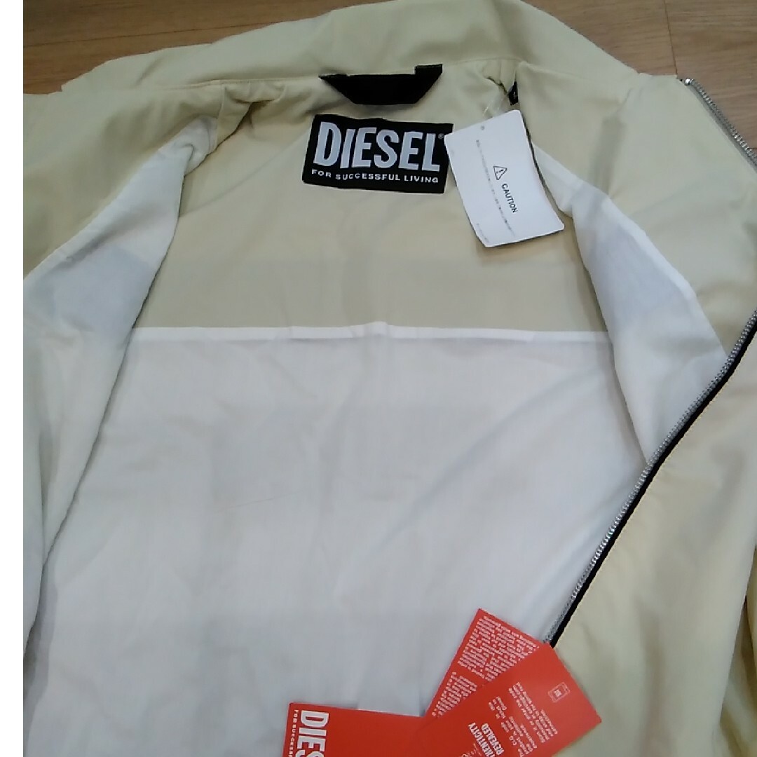 DIESEL(ディーゼル)のDIESEL メンズのジャケット/アウター(ナイロンジャケット)の商品写真