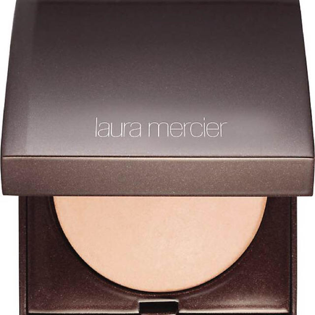 laura mercier(ローラメルシエ)の新品！マットラディアンスベイクドパウダー ハイライト01 コスメ/美容のベースメイク/化粧品(その他)の商品写真