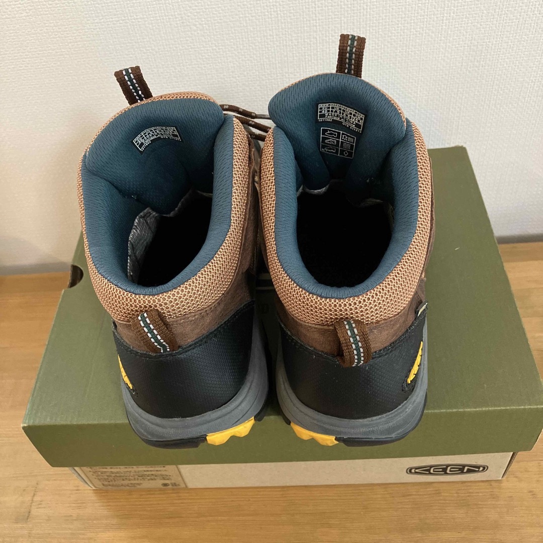 KEEN(キーン) VERDI II MID WP メンズ　25.5cm