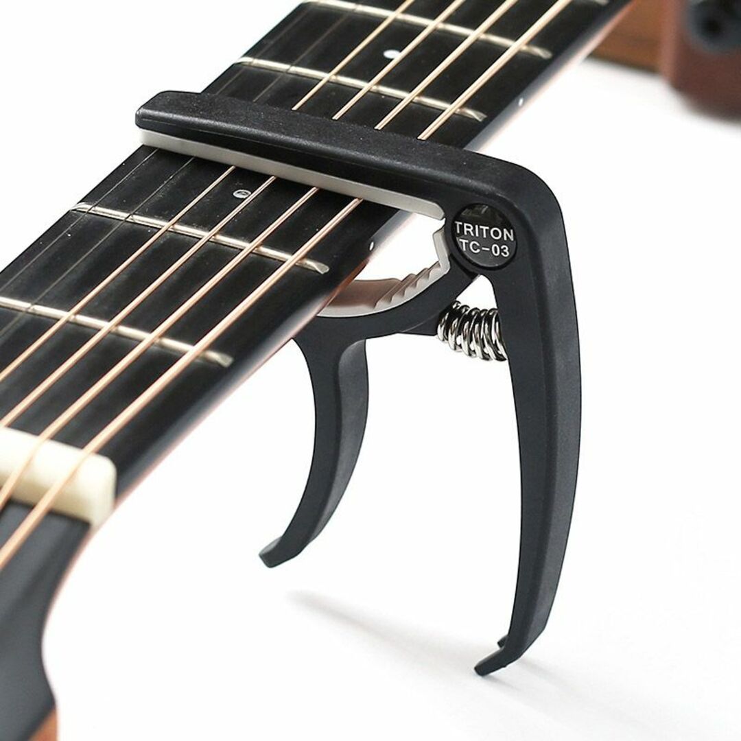 クリップ式 ギターチューナー＆カポタスト＆ピック（3枚） 楽器のギター(アコースティックギター)の商品写真