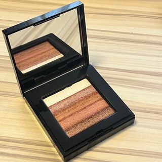 ボビイブラウン(BOBBI BROWN)のボビーブラウン　シマーブリック(ブロンズ) 箱付き(チーク)