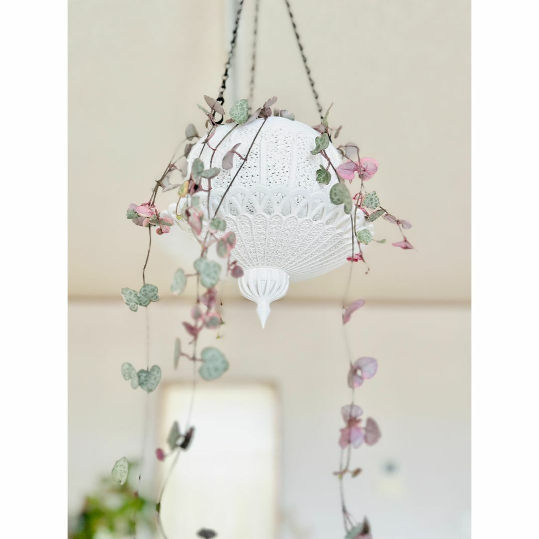 ハンギングプランター　吊り植木鉢　吊り鉢　white ハンドメイドのフラワー/ガーデン(プランター)の商品写真