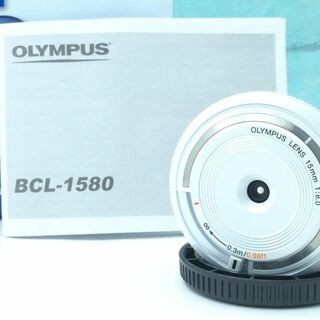 オリンパス 単焦点 ボディキャップレンズ　15mm f8　シルバー　美品
