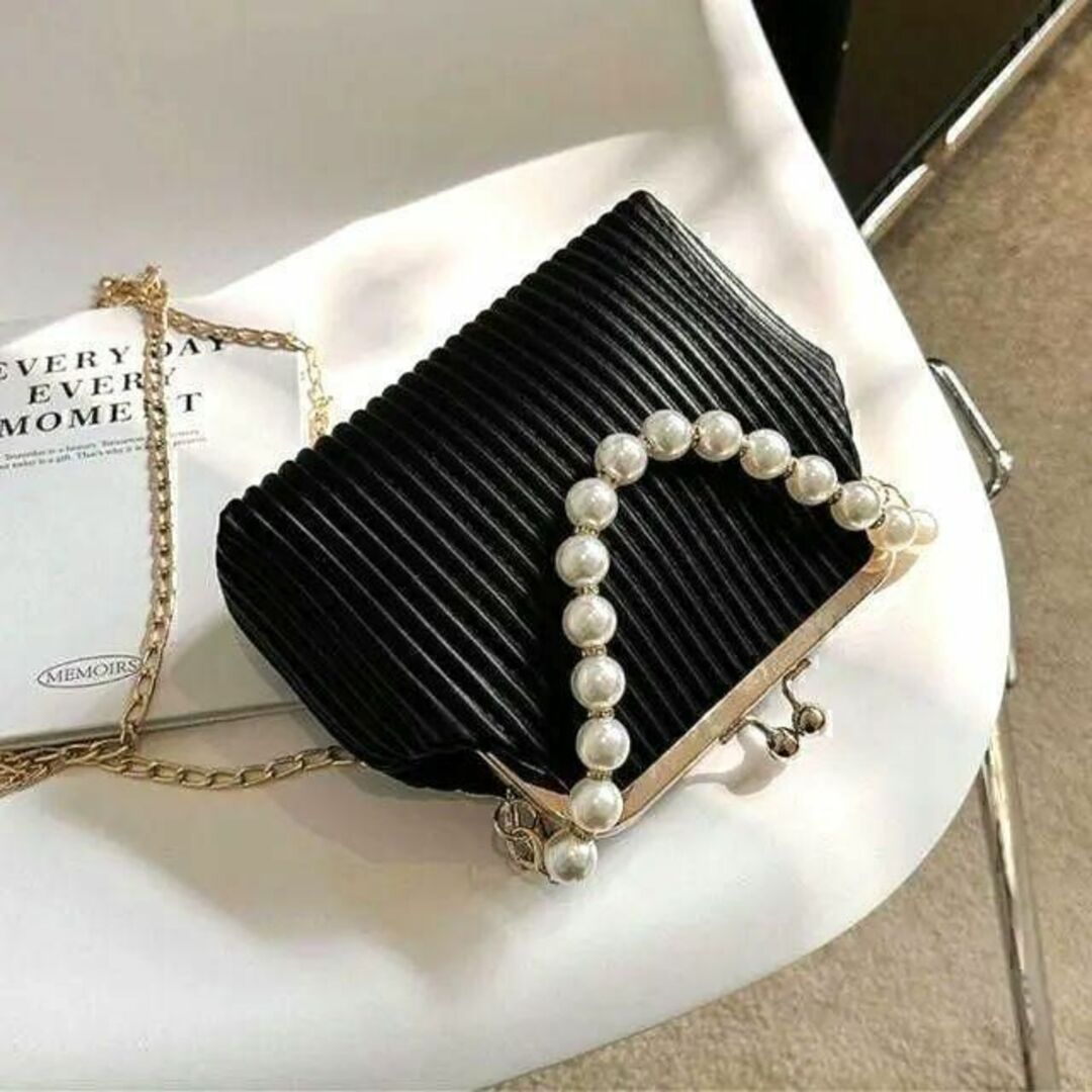 ラスト1点】ブラック パールパーティーバッグ ショルダー ミニバッグ 韓国の通販 by Nao☆WeddingJewelry|ラクマ ブラック パールパーティーバッグ ショルダー ミニバッグ 韓国