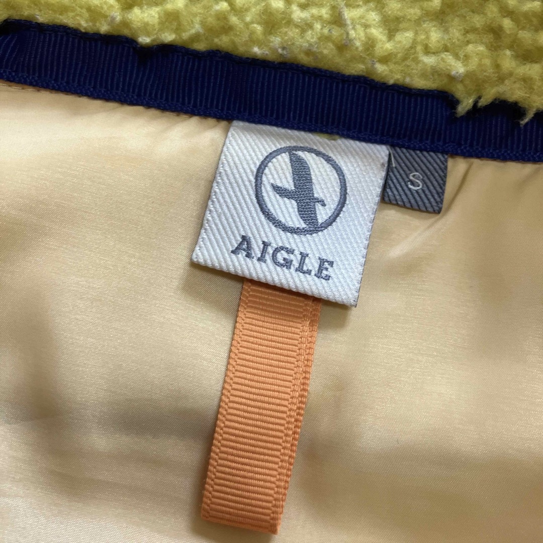 AIGLE(エーグル)のエーグル　AIGLE  ボアベスト　フリース　黄緑　Sサイズ メンズのトップス(ベスト)の商品写真