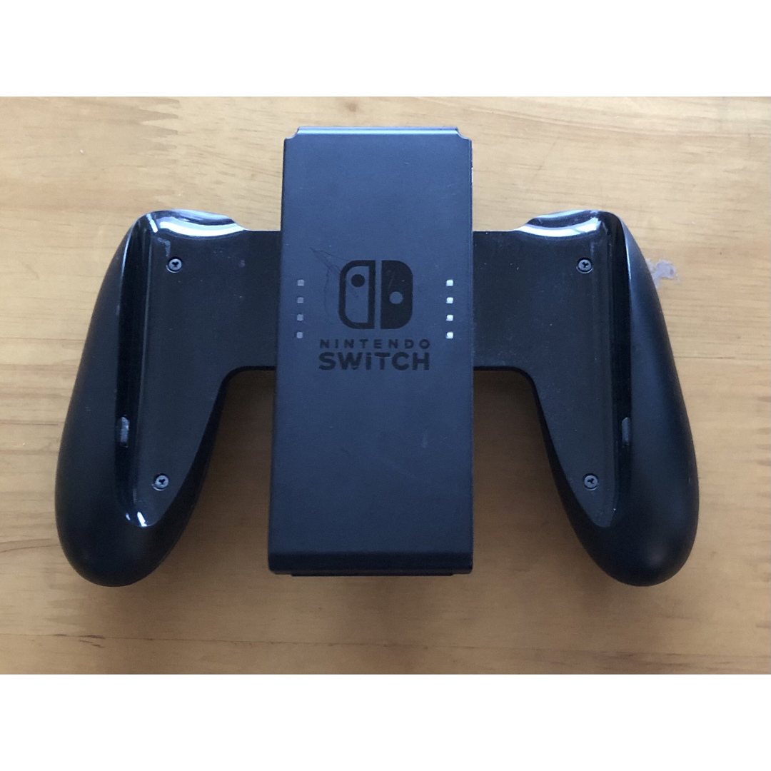 Nintendo Switch(ニンテンドースイッチ)の【動作品】Nintendo Switch 純正 ドック ジョイコン セット エンタメ/ホビーのゲームソフト/ゲーム機本体(その他)の商品写真