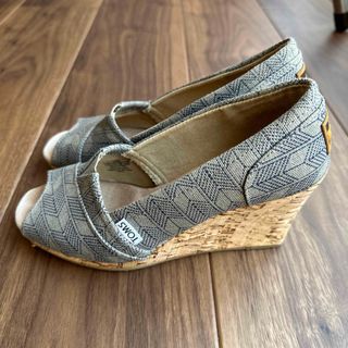 トムズ(TOMS)のTOMS Wedge Grey Canvas women’s open toe(サンダル)