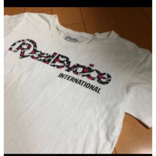 リアルビーボイス(RealBvoice)のRealBvoiceハートロゴホワイトサーフT(Tシャツ(半袖/袖なし))