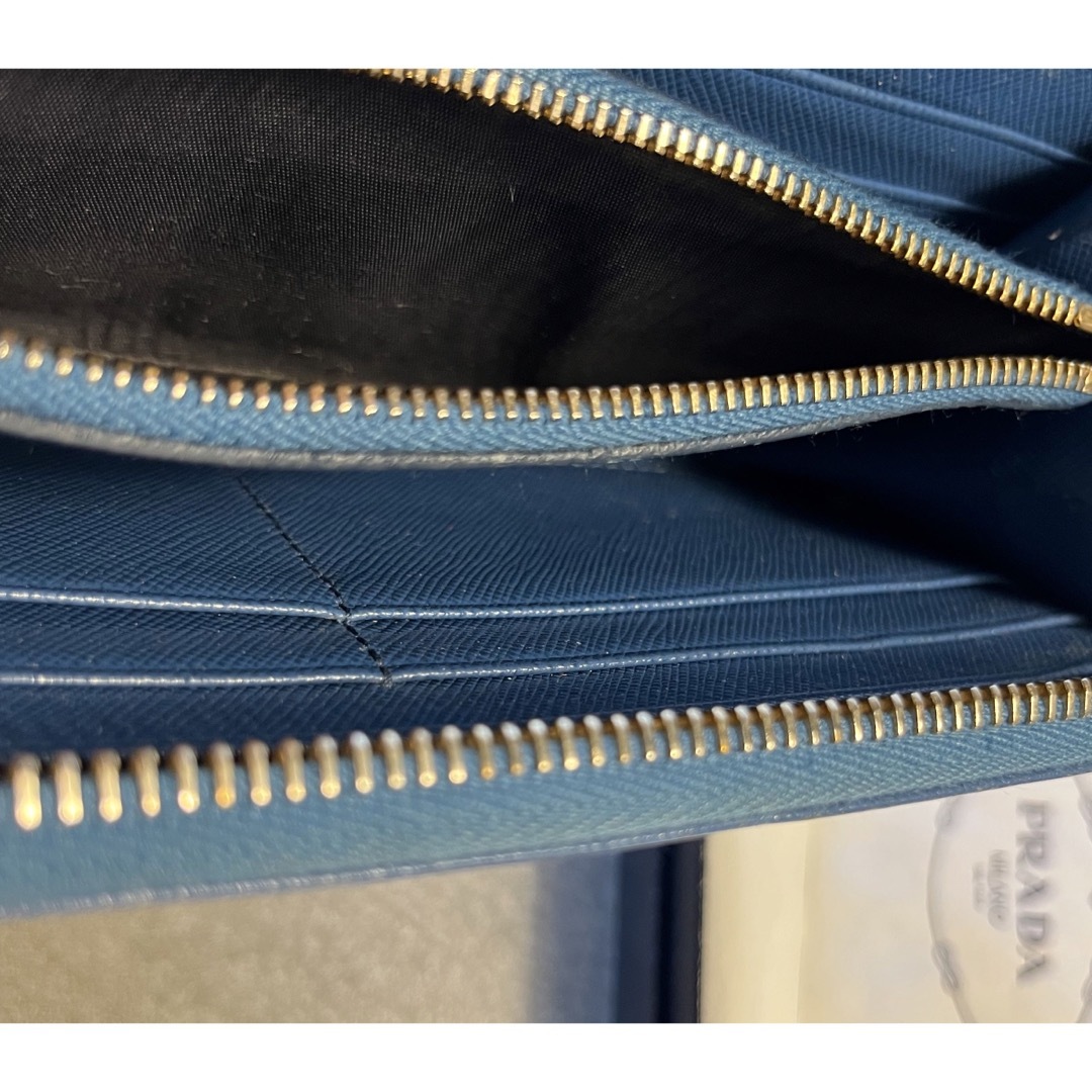 PRADA(プラダ)のPRADA長財布ブルー レディースのファッション小物(財布)の商品写真
