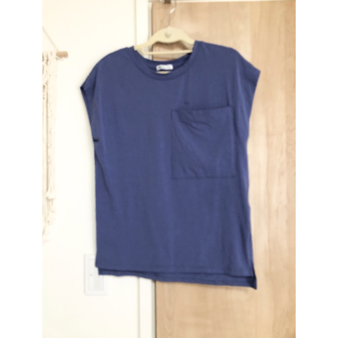 dholic(ディーホリック)のDholicビッグポケットサイドスリットTシャツ レディースのトップス(Tシャツ(半袖/袖なし))の商品写真