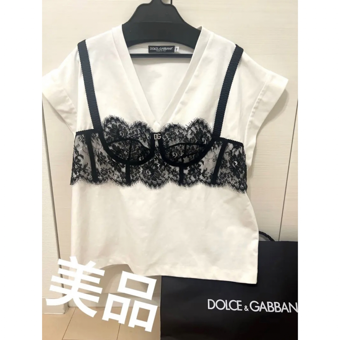 DOLCE&GABBANA(ドルチェアンドガッバーナ)のDOLCE &GABBANA 白 Tシャツ レースビスチェ レディースのトップス(Tシャツ(半袖/袖なし))の商品写真