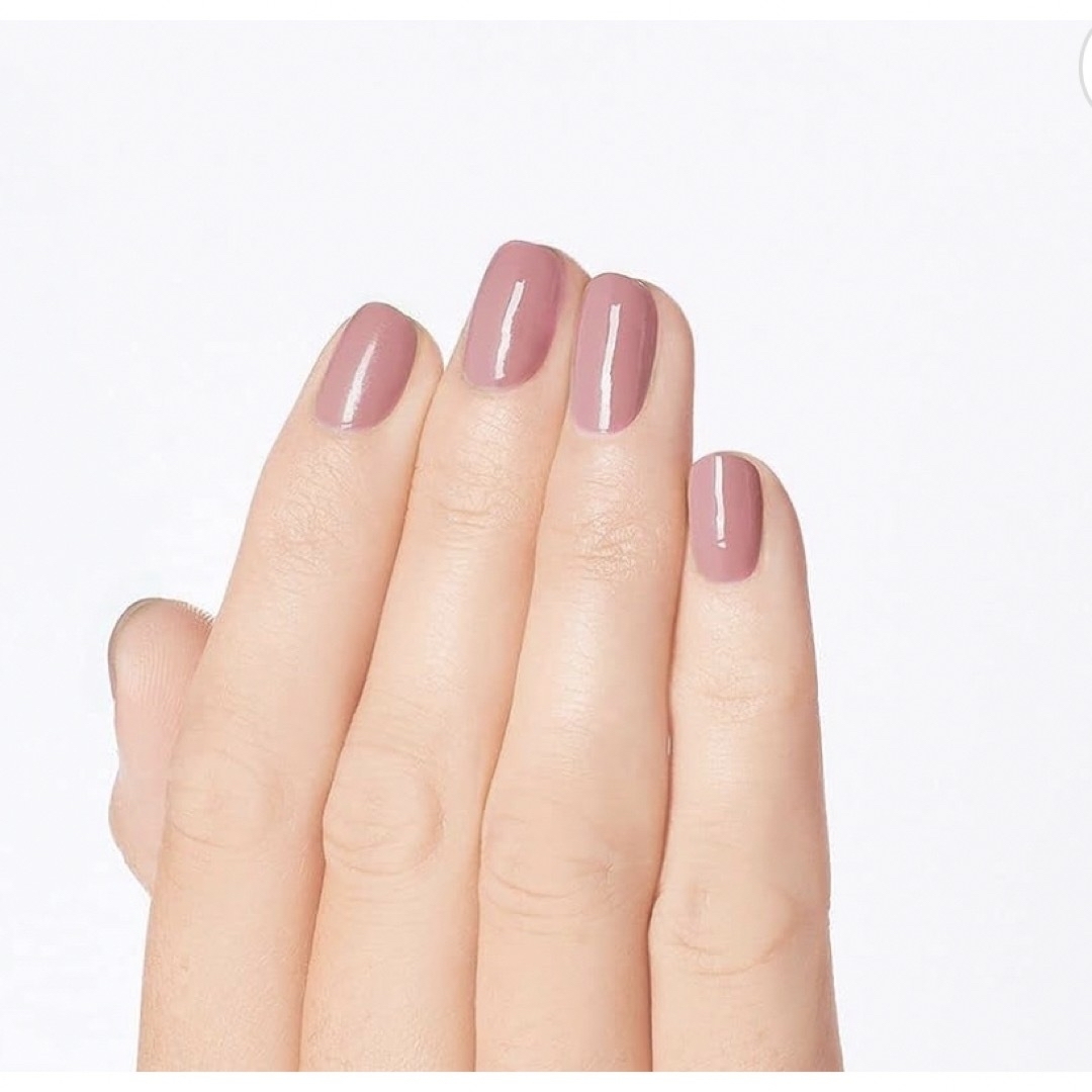 OPI(オーピーアイ)のOPI ネイルラッカー NLH001 スージー コールズ ザ パパラッチ コスメ/美容のネイル(マニキュア)の商品写真