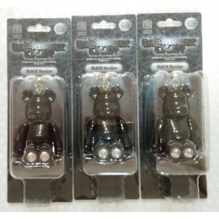 ベアブリック(BE@RBRICK)の３個セット　ベアブリック　ライト　LIGHT　黒　ブラック(キャラクターグッズ)