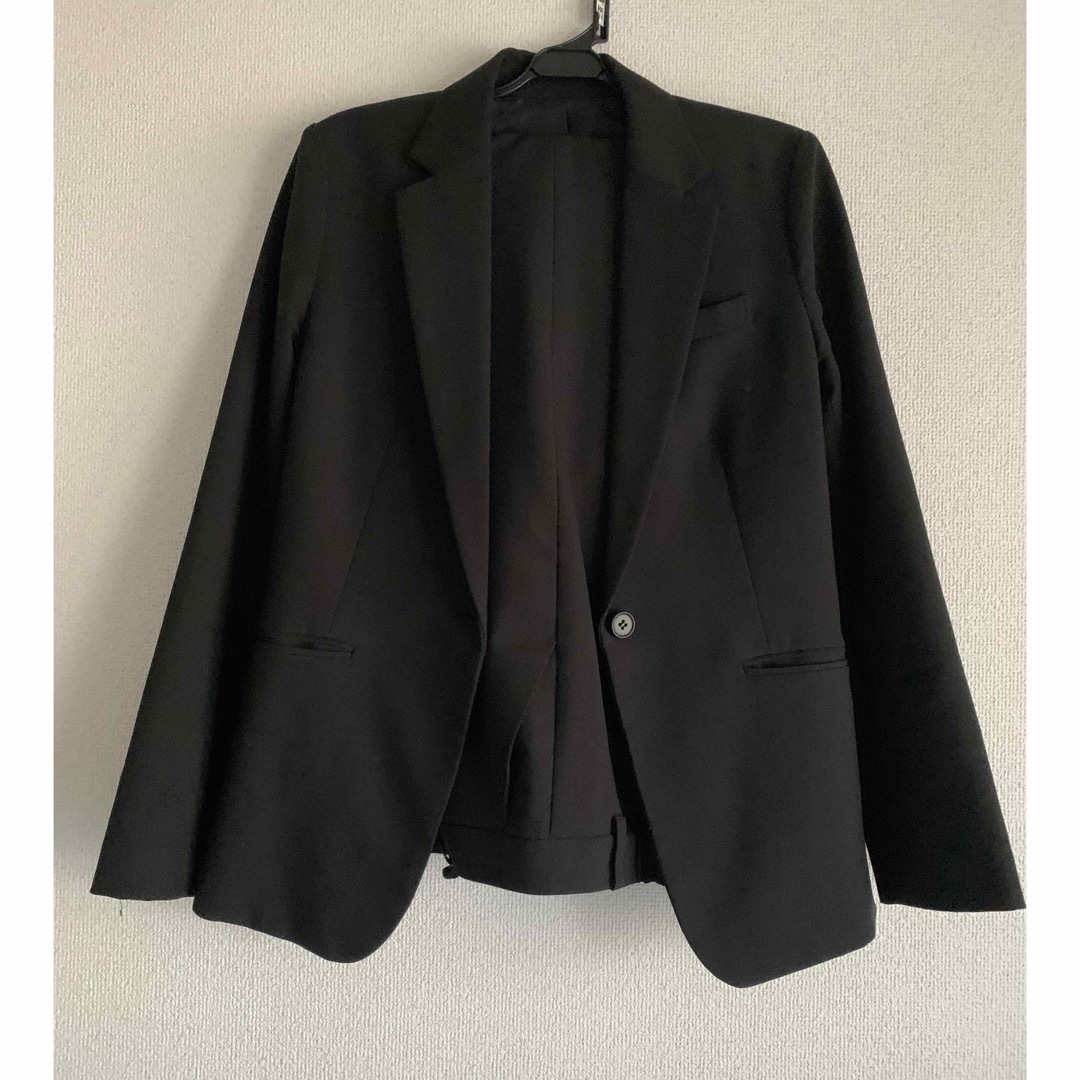 スーツ上下　昨年度購入　ブラック レディースのフォーマル/ドレス(スーツ)の商品写真