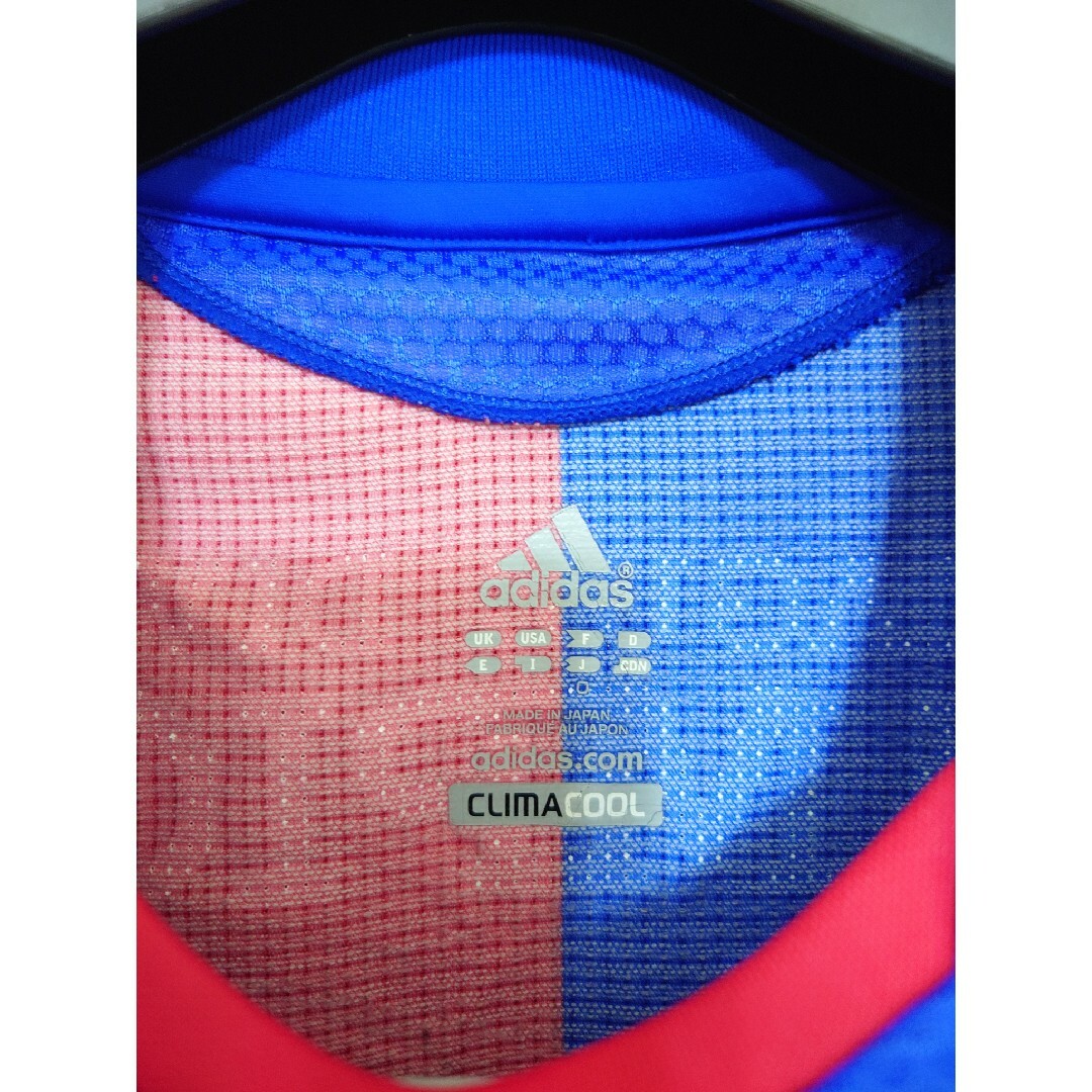 adidas(アディダス)のFC東京 J2優勝記念 ユニフォーム Oサイズ 2011 サッカー Jリーグ ウ スポーツ/アウトドアのサッカー/フットサル(記念品/関連グッズ)の商品写真