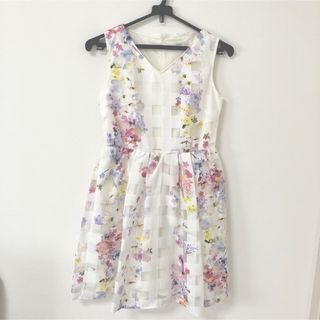 トッコ(tocco)の美品＊tocco closet＊シアーチェック×フラワーオーガンジーワンピース(ひざ丈ワンピース)