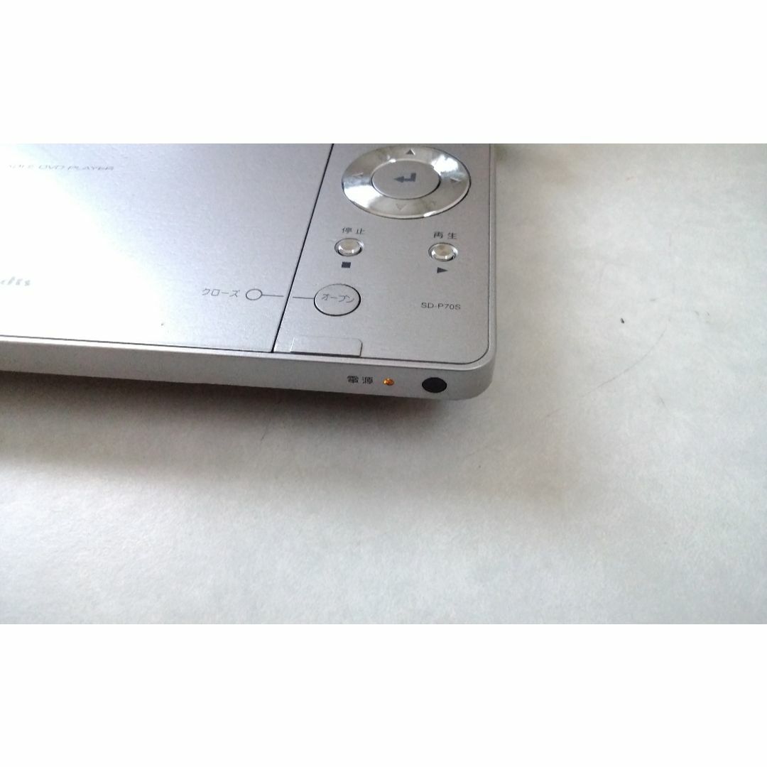 ＴＯＳＨＩＢＡ　DVD再生プレイヤー　型番(SDーP70S) スマホ/家電/カメラのテレビ/映像機器(DVDプレーヤー)の商品写真