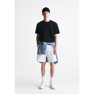 ザラ(ZARA)の【新品未使用】ZARAソフトデニムベーシックバミューダパンツJP32/WHT白L(ショートパンツ)