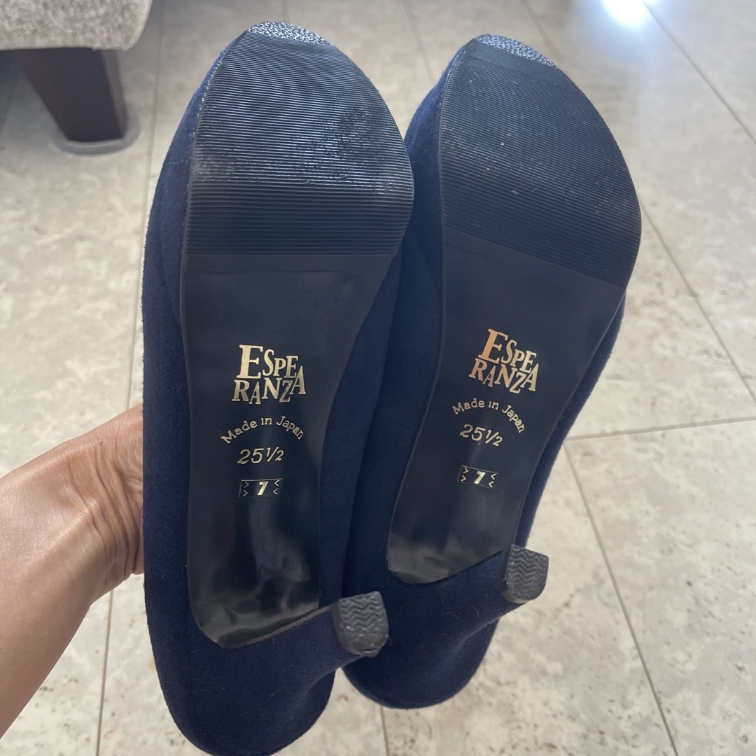 ESPERANZA(エスペランサ)の新品　紺色パンプス レディースの靴/シューズ(ハイヒール/パンプス)の商品写真