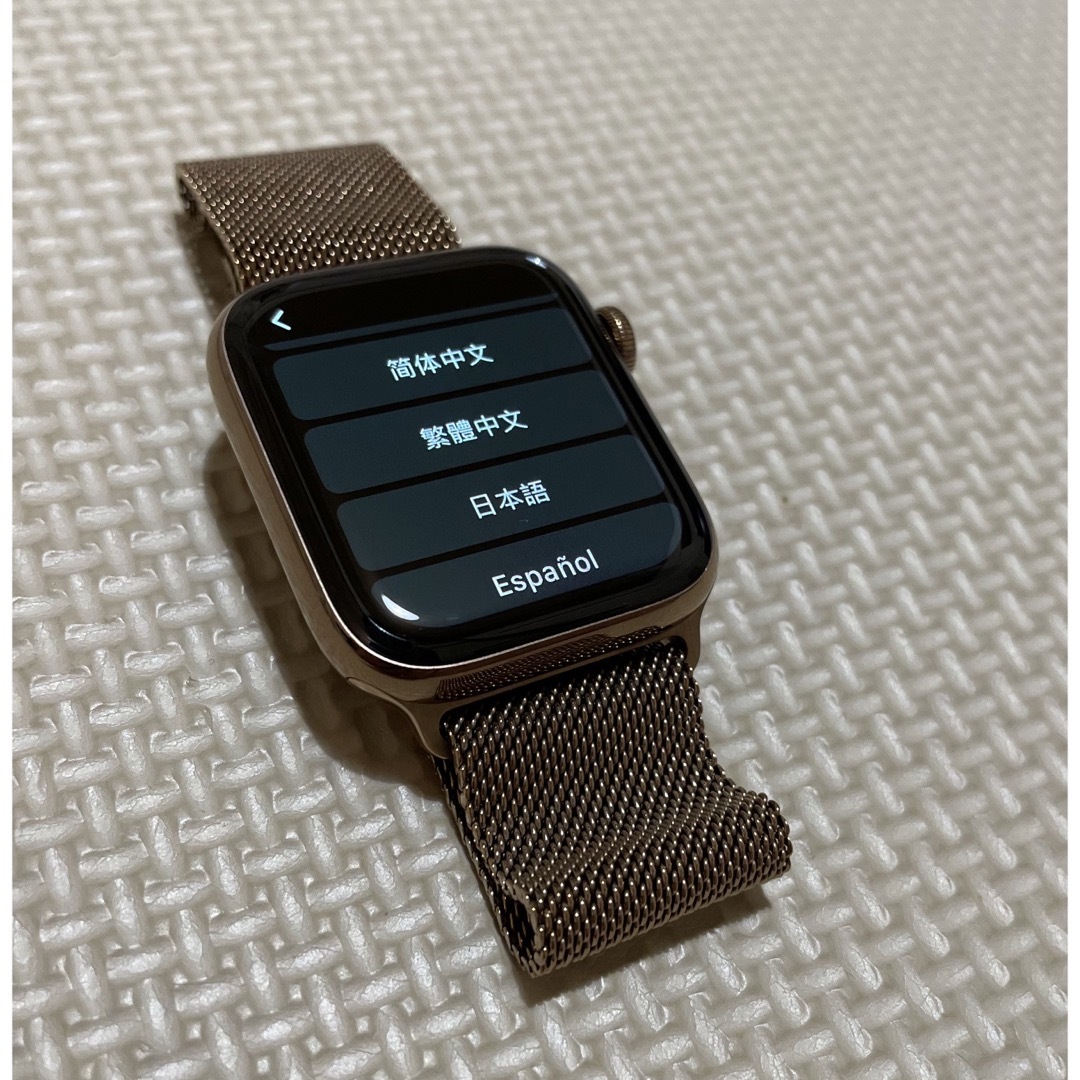 Apple Watch   Apple Watch series 5 Gold mm 本体の通販 by