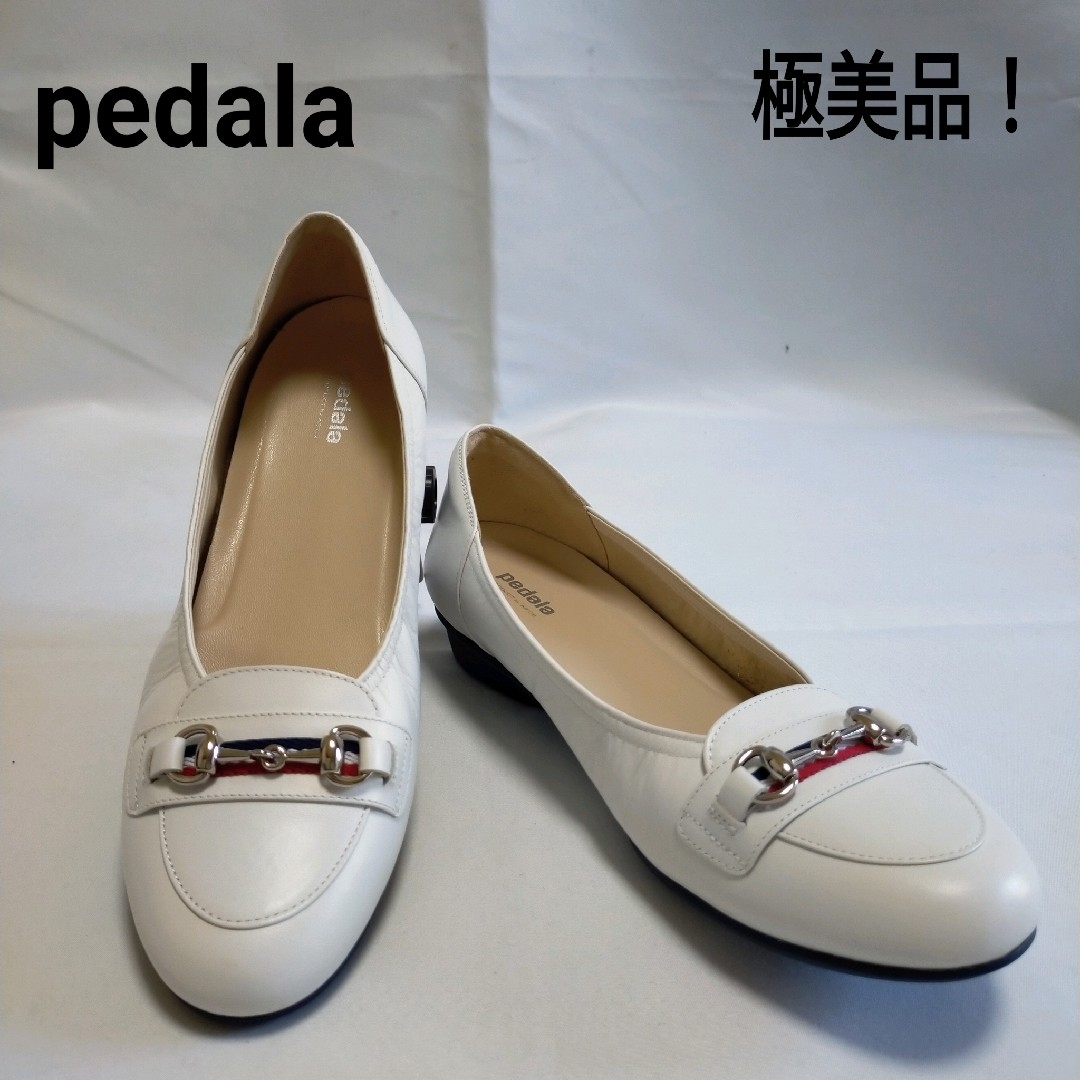 極美品 pedala ぺダラ アシックスウォーキング ウォーキングシューズ