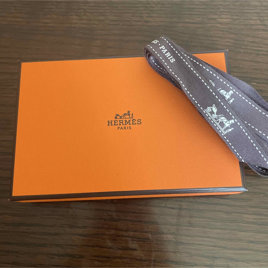 新品　HERMES カルヴィデュオ