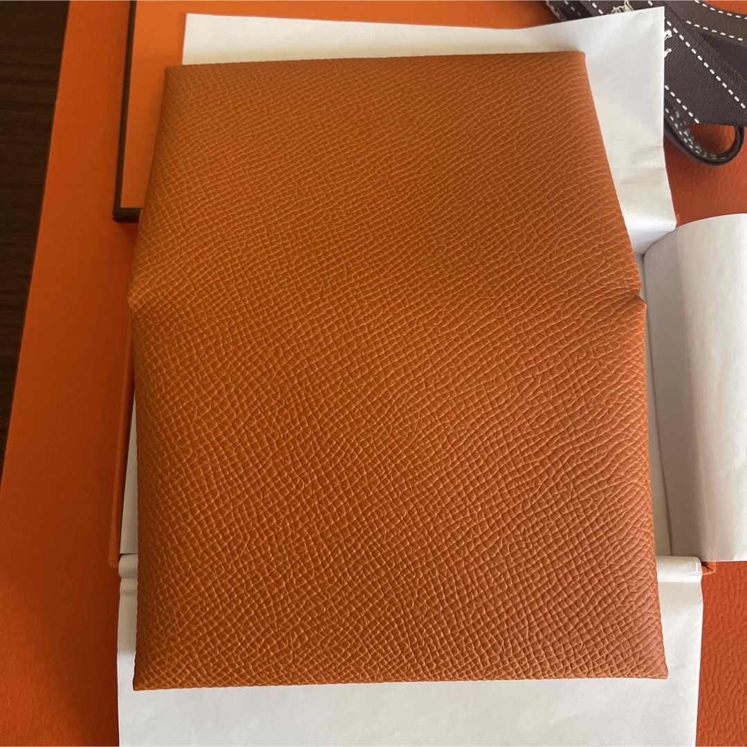 新品　HERMES カルヴィデュオ