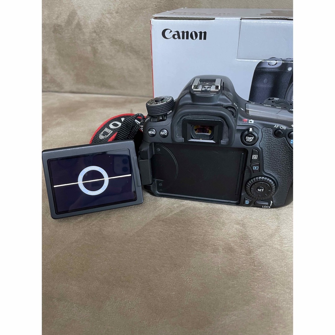 Canon EOS 70D EF-S 18-55 IS STM Kit