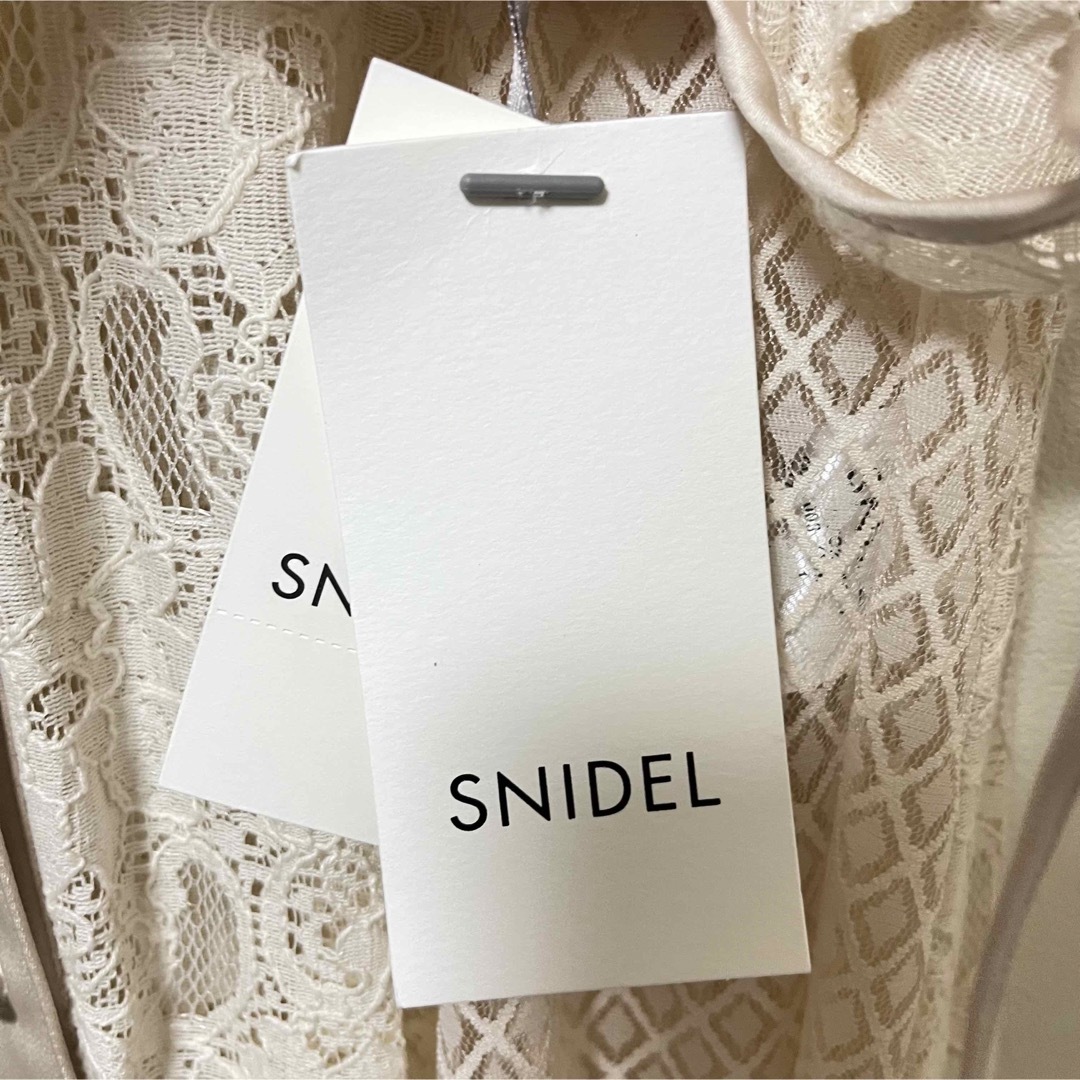 即完品 タグ付き未使用 snidel パネルレースワンピース アイボリー ...