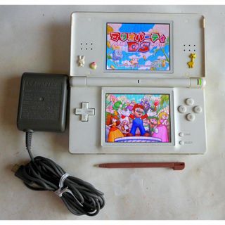 ニンテンドーDS(ニンテンドーDS)のNntendo DS Lite クリスタルホワイト(携帯用ゲーム機本体)