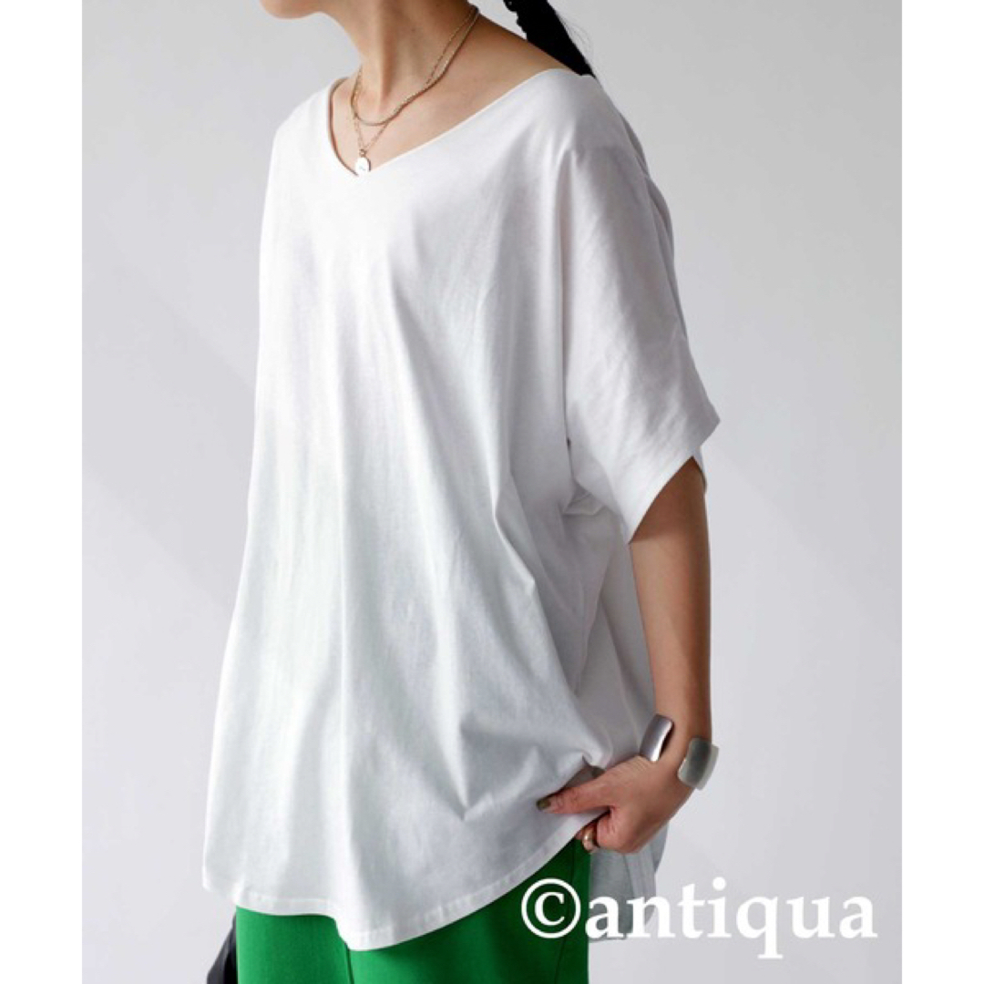 antiqua(アンティカ)のアンティカantiqua VネックドルマンTオフホワイト レディースのトップス(Tシャツ(半袖/袖なし))の商品写真
