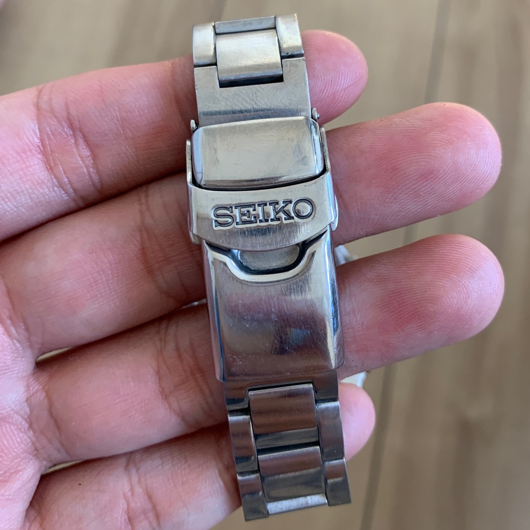 SEIKO(セイコー)のSeiko Chronograph 7T32-9000 Red dial メンズの時計(腕時計(アナログ))の商品写真