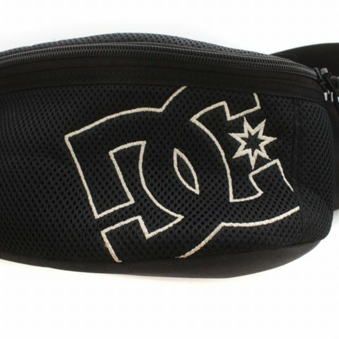 DC SHOES(ディーシーシューズ)のディーシーシューズ DC SHOES ウエストバッグ ロゴ刺繍 メッシュ 黒 メンズのバッグ(ウエストポーチ)の商品写真