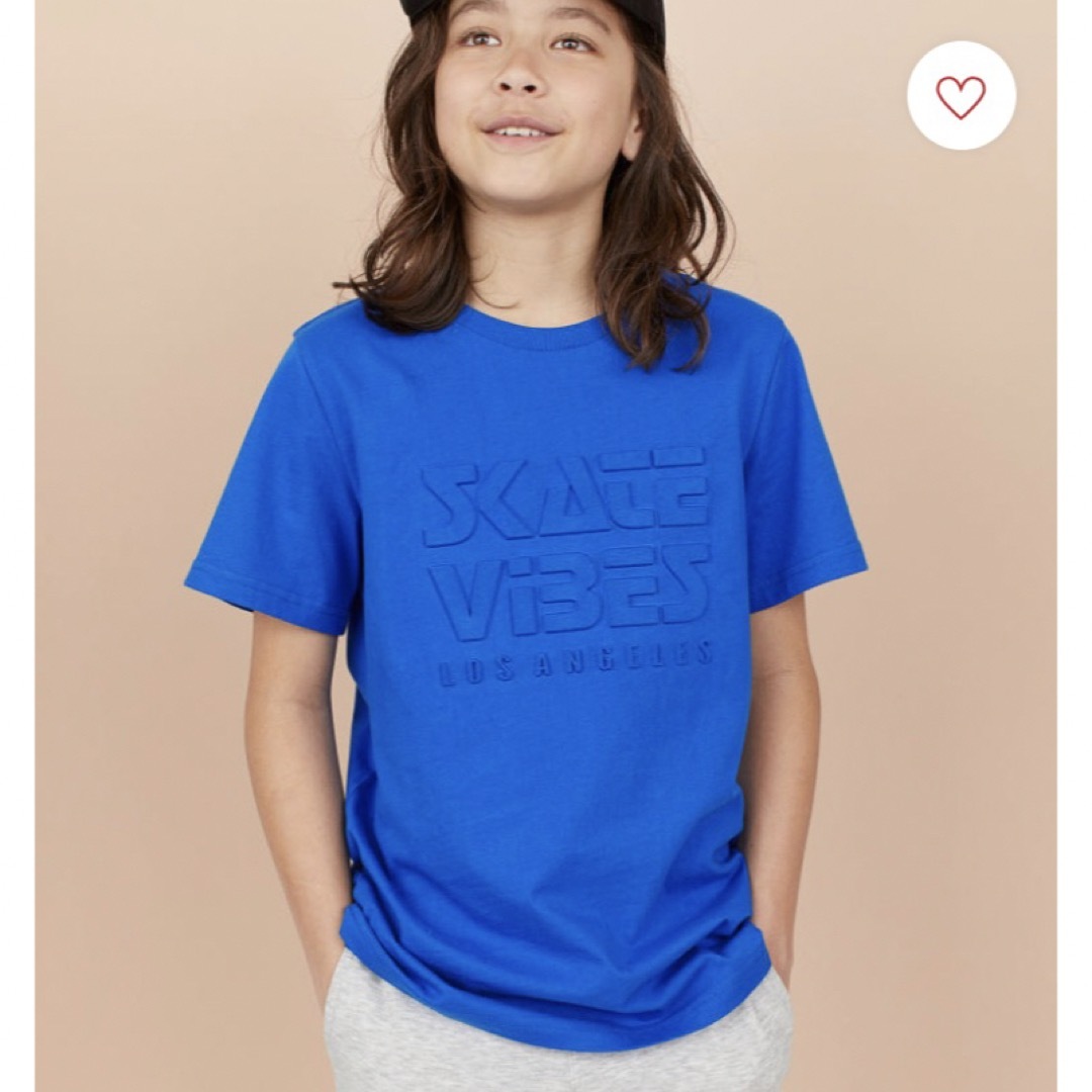 新品タグ付き　H&M 浮き出る文字のTシャツ　160cm/165cm | フリマアプリ ラクマ