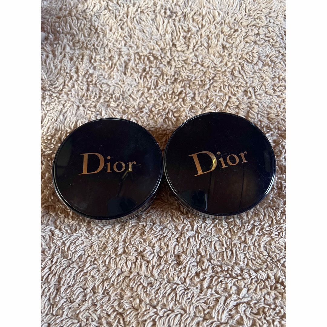 Dior(ディオール)のDiorクッションファンデーション　ケース　2個セット コスメ/美容のベースメイク/化粧品(ファンデーション)の商品写真