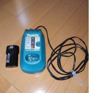 makita DC07SA 充電器　7.2V用　バッテリBL7010(バッテリー/充電器)