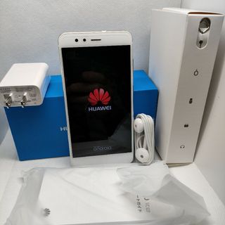 ファーウェイ(HUAWEI)のHUAWEI　P１０lite 　32G　ＵＱモバイル版　SIMフリー中古品(スマートフォン本体)