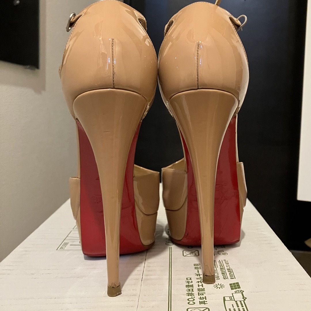 Christian Louboutin(クリスチャンルブタン)のルブタン　23.5cm パンプス レディースの靴/シューズ(ハイヒール/パンプス)の商品写真