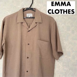 エマクローズ(EMMA CLOTHES)のEMMA CLOTHES エマクローズ　オープンカラーシャツ　ベージュ(シャツ)