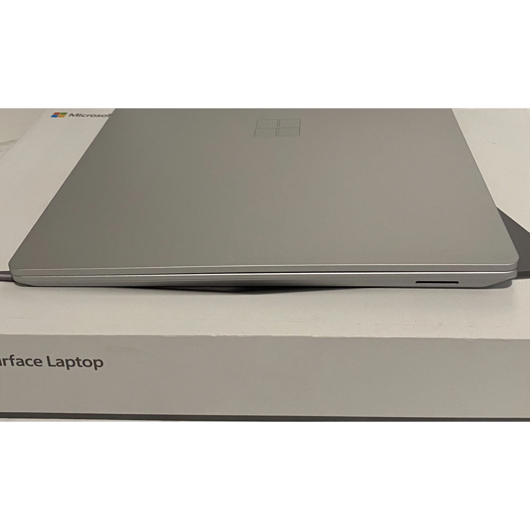 Surface Laptop 15インチ VGZ-00039 ブラック
