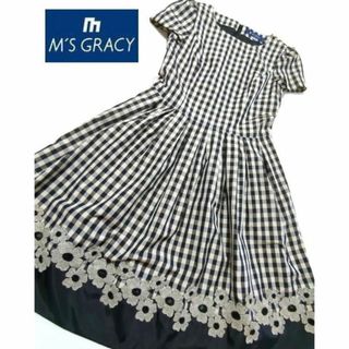 エムズグレイシー(M'S GRACY)の美品★M'S GRACY エムズグレイシー★ギンガムチェックワンピース 花柄(ひざ丈ワンピース)