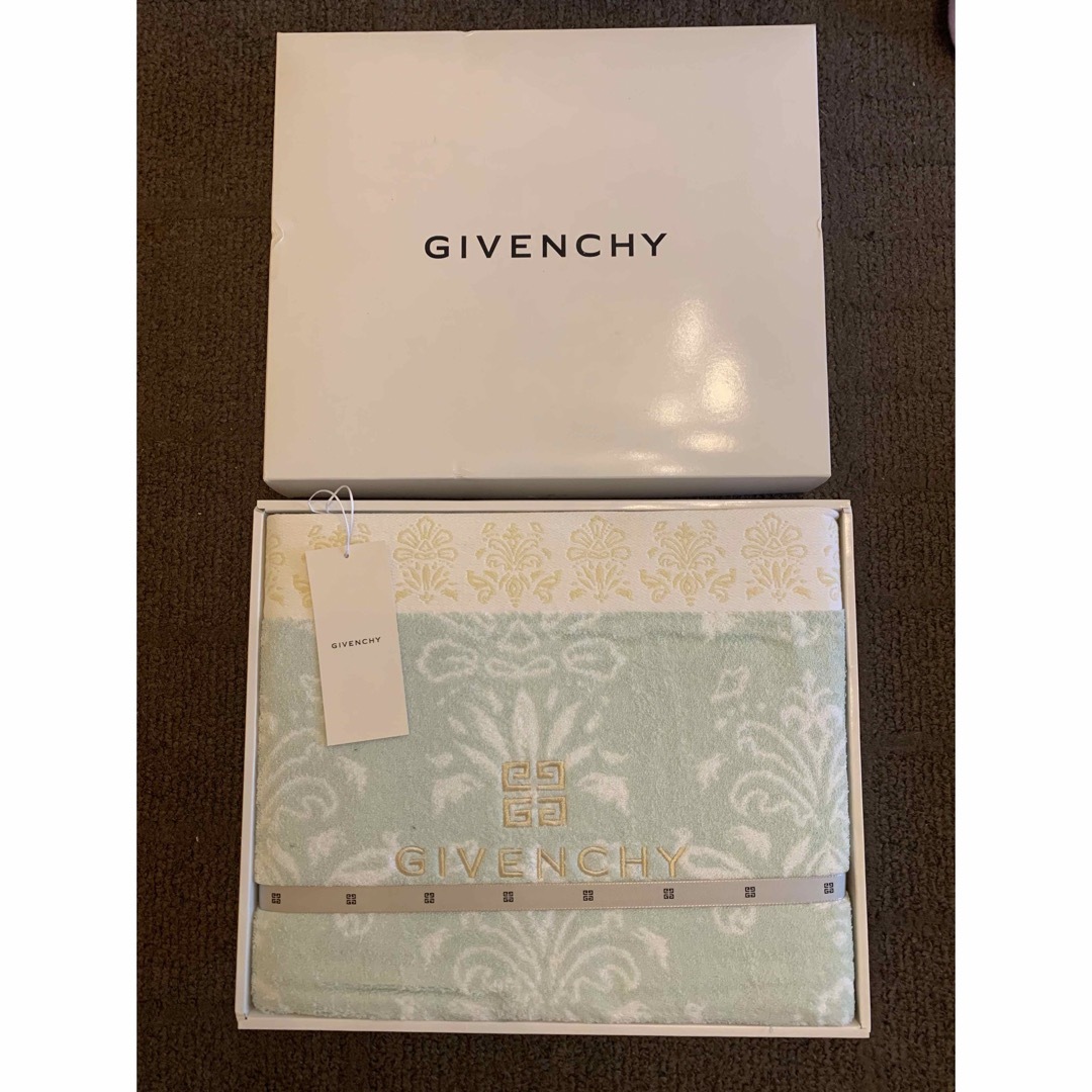 GIVENCHY ジバンシィ タオルケット