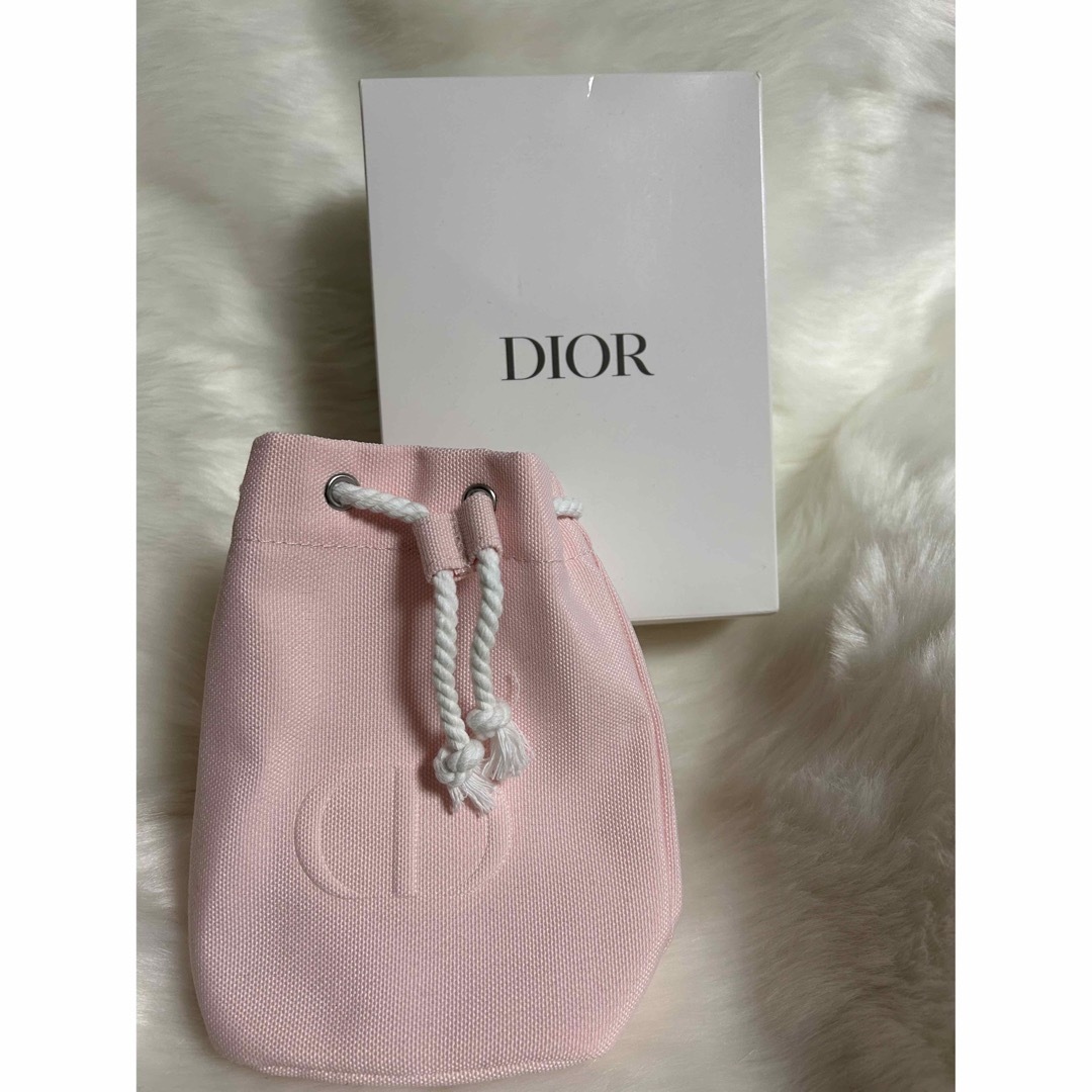 Dior スノーオファー コフレ ポーチ付き