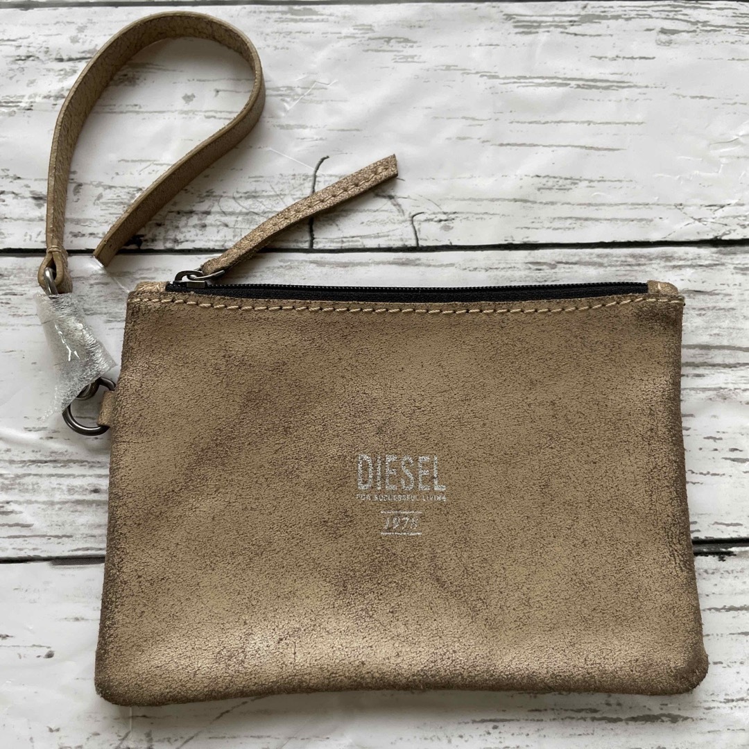 新品 DIESEL ディーゼル★異素材ベルト装飾★クロスステッチ刺繍 レザー