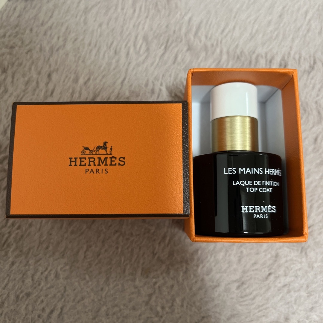 Hermes(エルメス)のエルメス✢トップコート コスメ/美容のネイル(ネイルトップコート/ベースコート)の商品写真